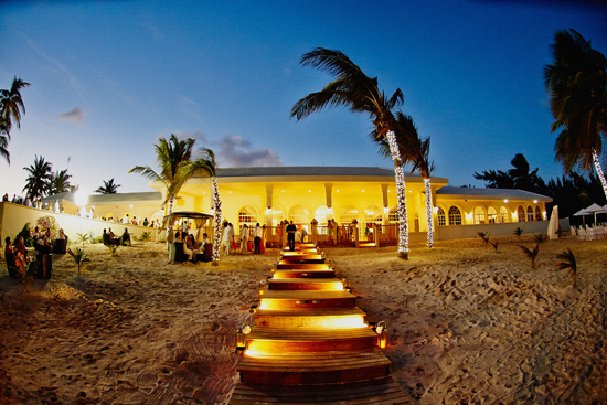 Ideal Venue for Parties & Beaches in Grand Cayman